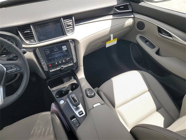 2025 Infiniti QX50 Luxe