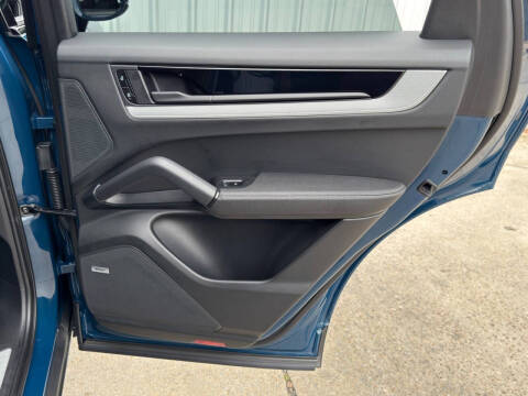 2024 Porsche Cayenne E-Hybrid