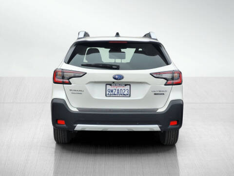 2024 Subaru Outback Touring