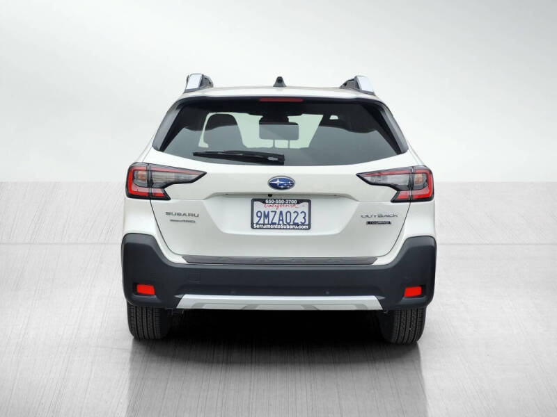 2024 Subaru Outback Touring