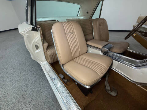 1964 Ford Thunderbird