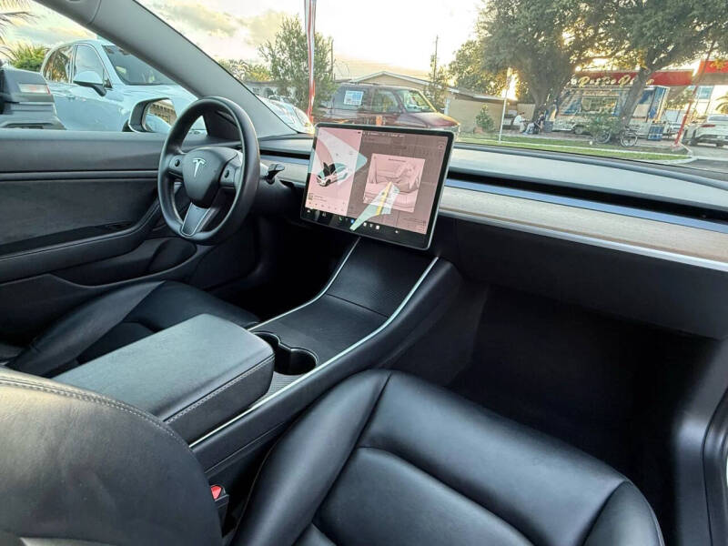 2020 Tesla Model 3 Long Range