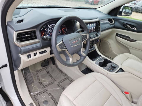 2022 GMC Acadia Denali