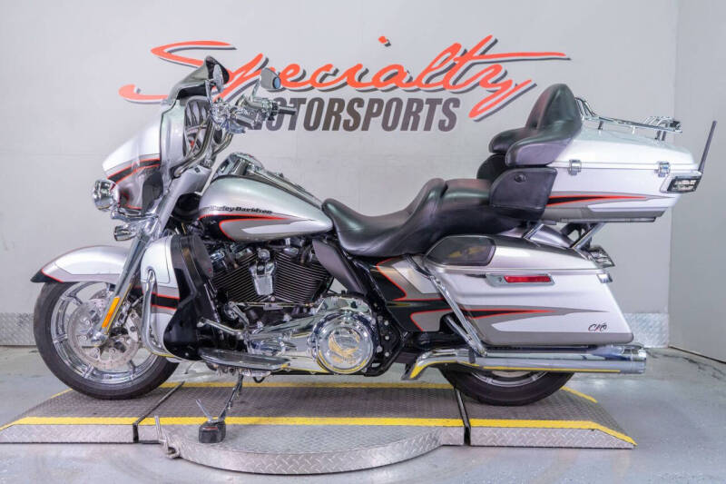 2017 Harley-Davidson CVO Limited