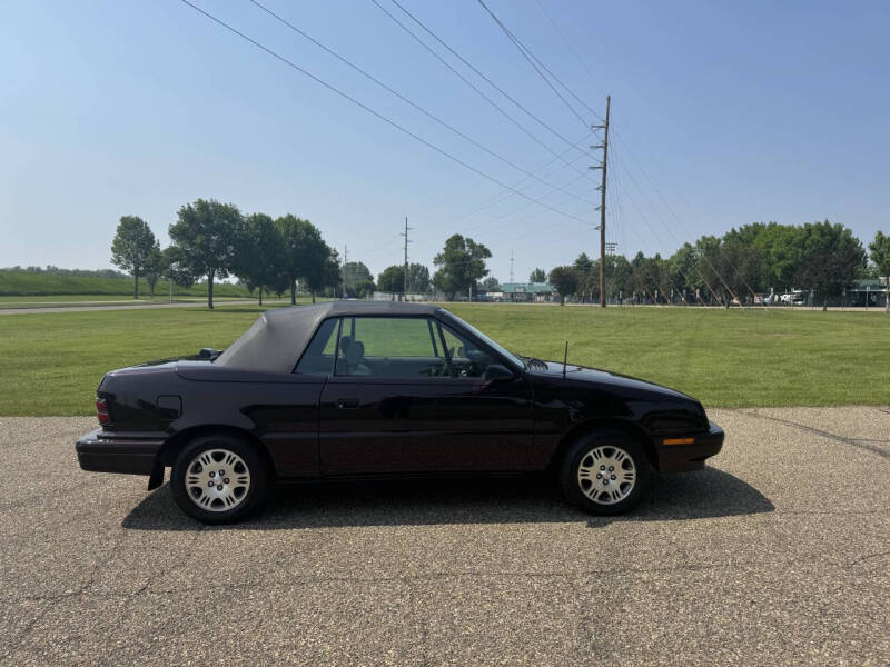 1991 Dodge Shadow Highline