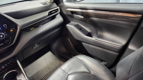 2023 Toyota Highlander Hybrid Limited