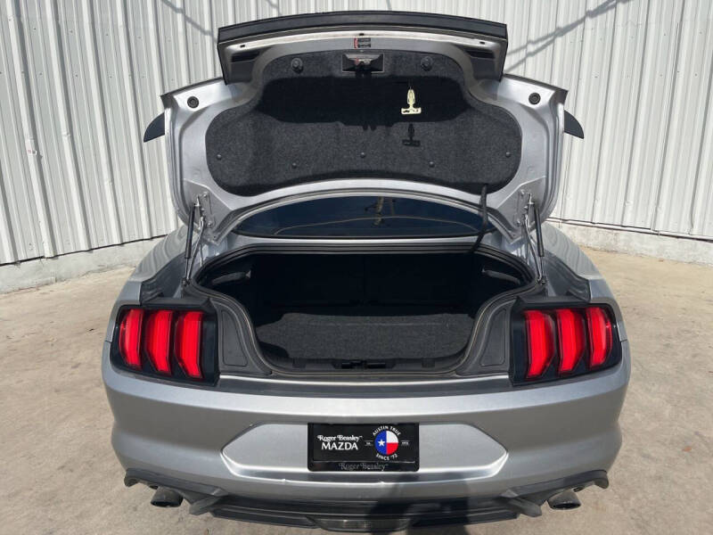 2020 Ford Mustang EcoBoost