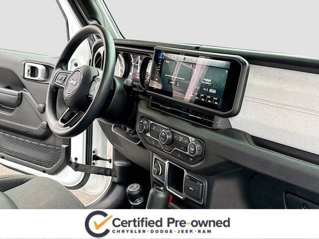 2024 Jeep Gladiator Sport