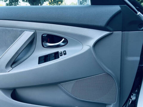 2009 Toyota Camry LE