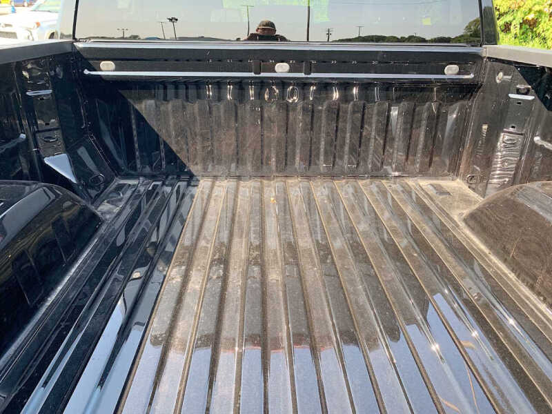 2025 GMC Sierra 1500 Elevation Standard