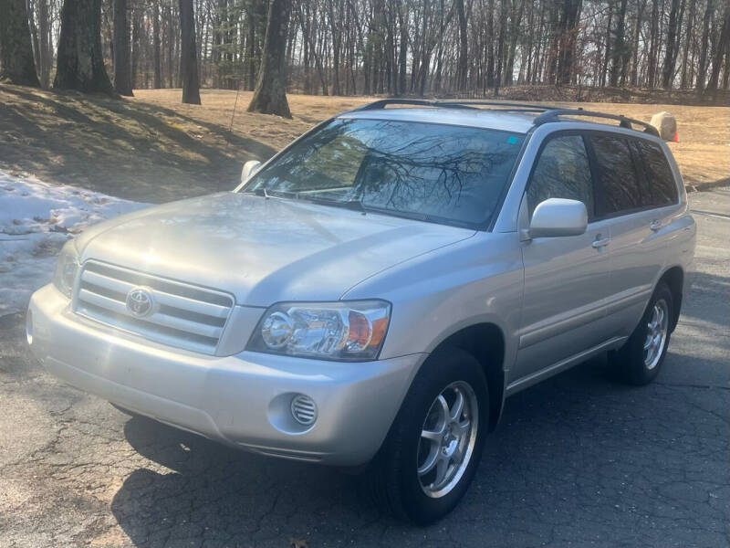 2005 Toyota Highlander for sale at Garden Auto Sales in Feeding Hills MA