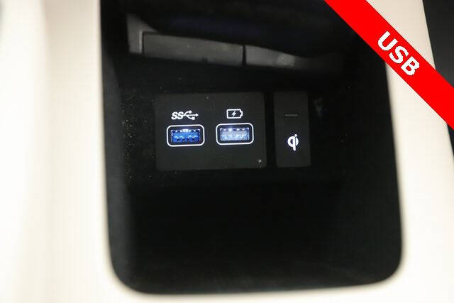 2022 Genesis GV70 2.5T Standard