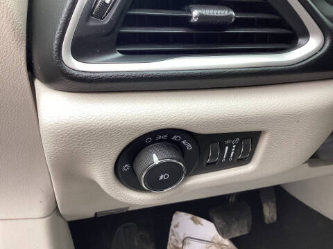 2018 Chrysler Pacifica Hybrid Touring Plus