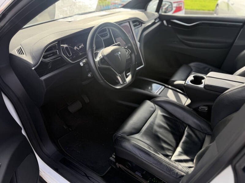 2016 Tesla Model X 75D