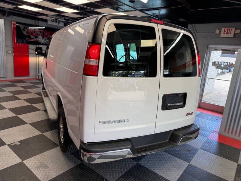2024 GMC Savana 2500