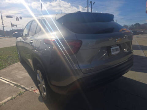 2024 Chevrolet Trax LS