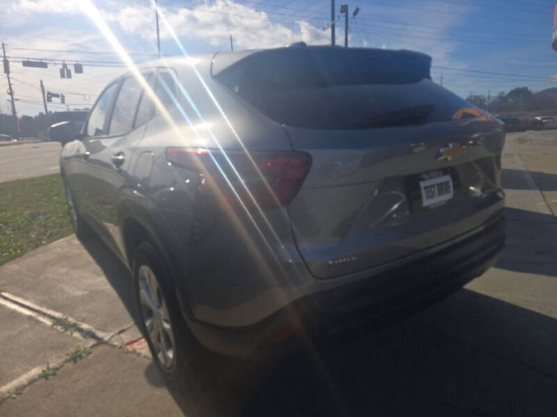 2024 Chevrolet Trax LS