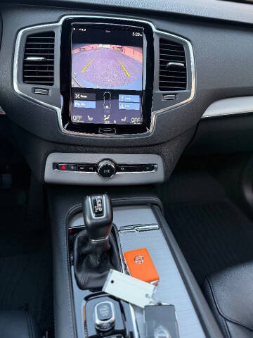 2021 Volvo XC90 T5 Momentum