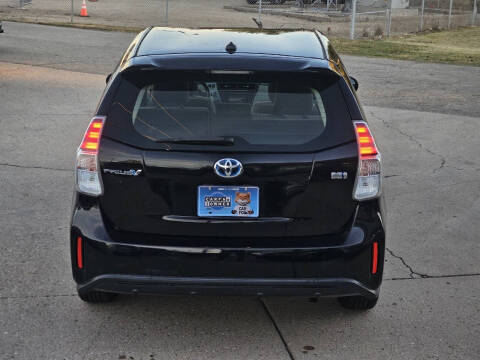 2017 Toyota Prius v Three