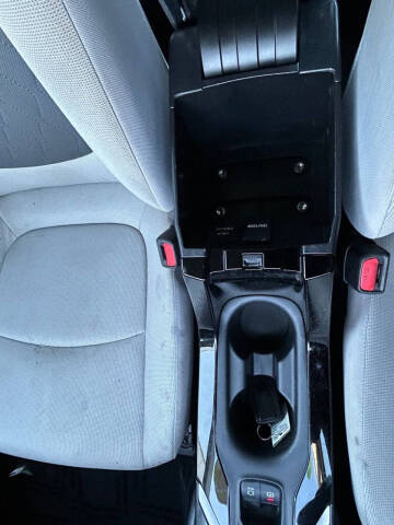 2020 Toyota Corolla Hybrid LE