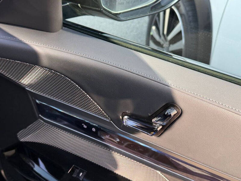 2024 BMW 7 Series 740i