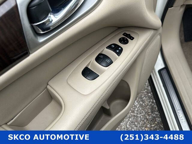 2014 Nissan Pathfinder Platinum