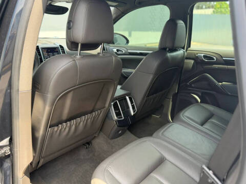 2016 Porsche Cayenne