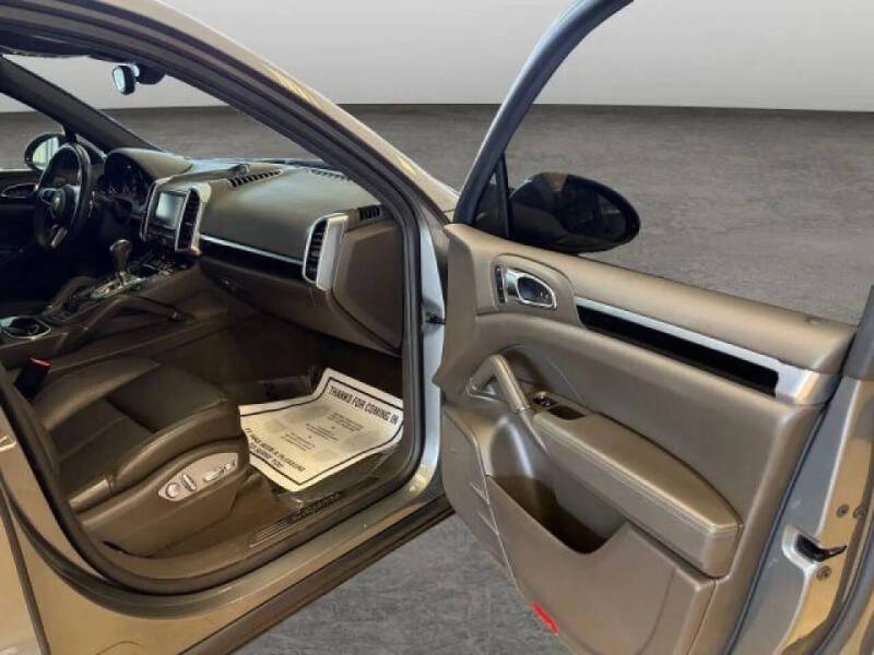 2016 Porsche Cayenne