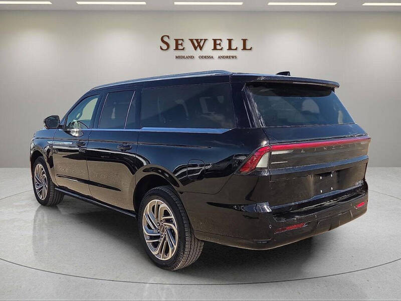 2026 Lincoln Navigator L Reserve