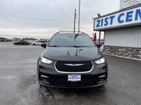 2022 Chrysler Pacifica Touring