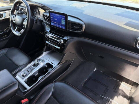 2022 Ford Explorer ST-Line
