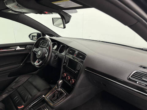 2017 Volkswagen Golf GTI