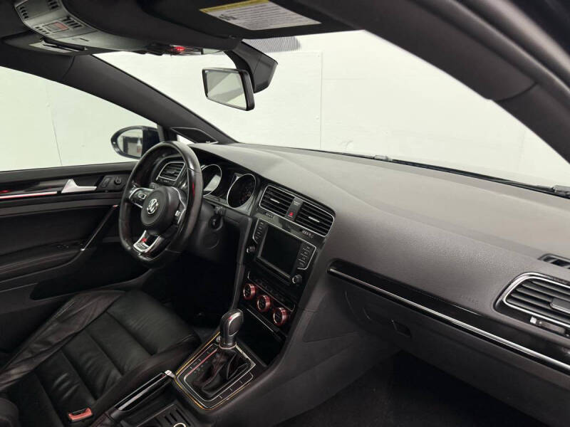 2017 Volkswagen Golf GTI