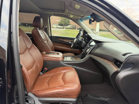 2020 Cadillac Escalade Luxury