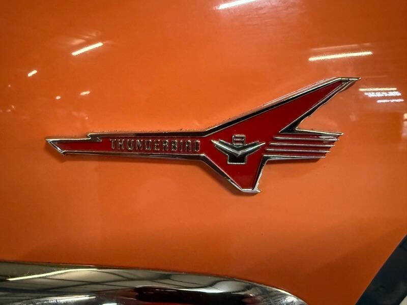 1956 Ford Sunliner