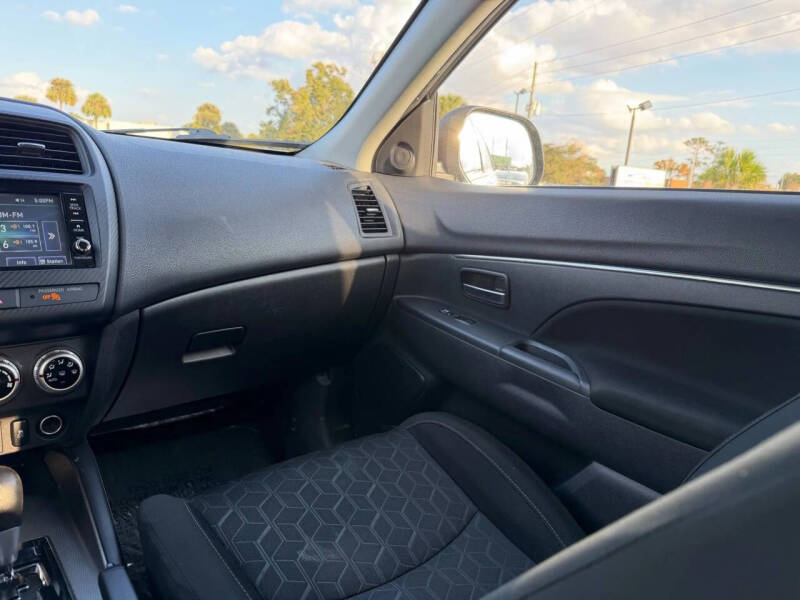 2023 Mitsubishi Outlander Sport