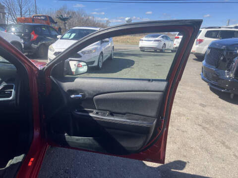 2013 Dodge Avenger SE