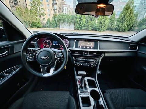 2020 Kia Optima LX