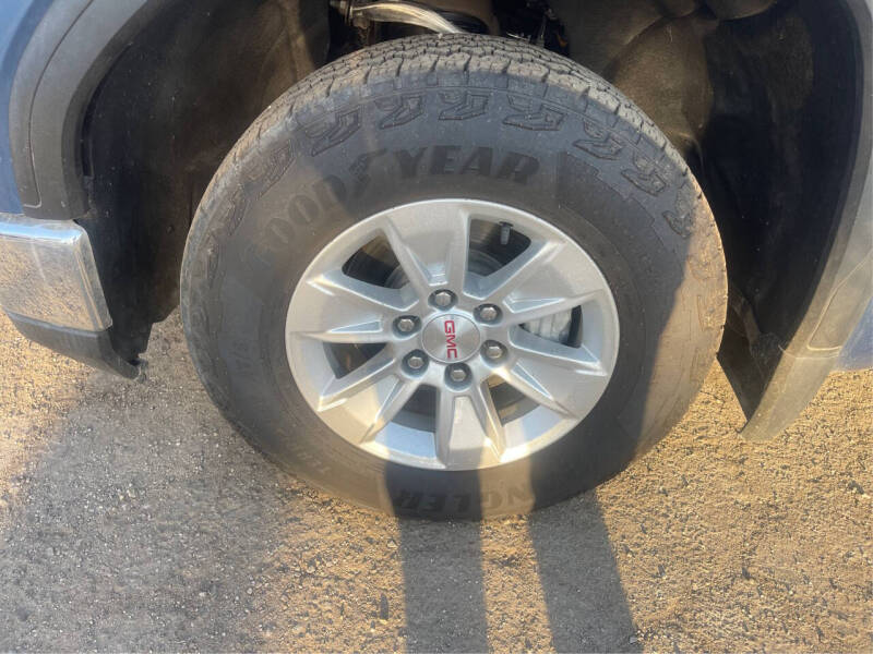 2024 GMC Sierra 1500 SLE