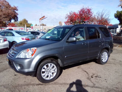 2005 Honda CR-V for sale at Larry's Auto Sales Inc. in Fresno CA