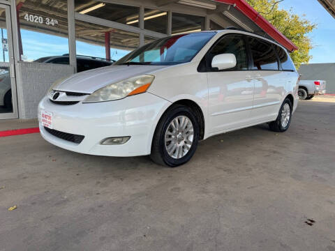 2007 Toyota Sienna for sale at KD Motors in Lubbock TX