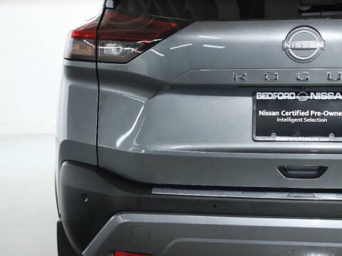 2022 Nissan Rogue SL