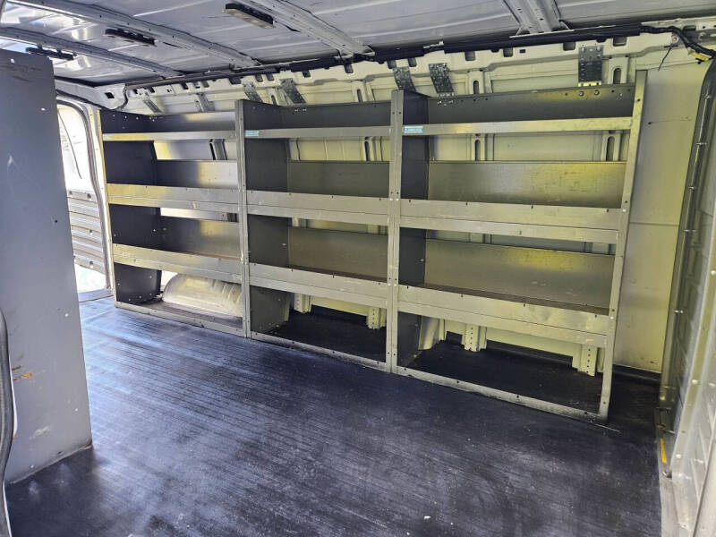 2021 Chevrolet Express 2500