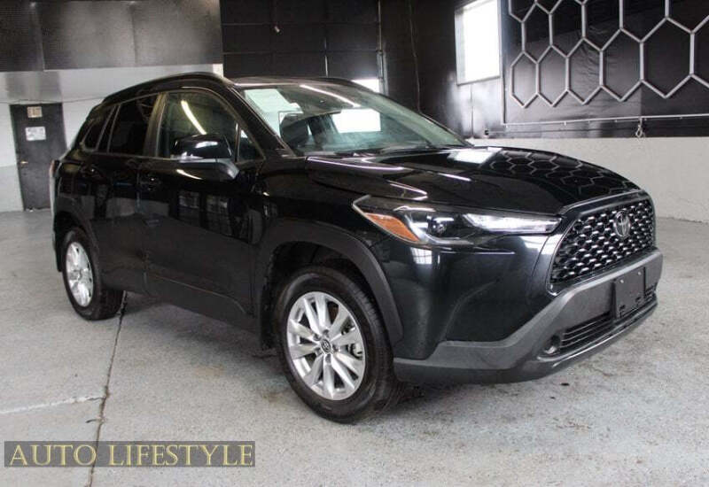 2024 Toyota Corolla Cross LE
