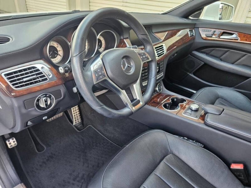 2014 Mercedes-Benz CLS-Class CLS550 photo 16