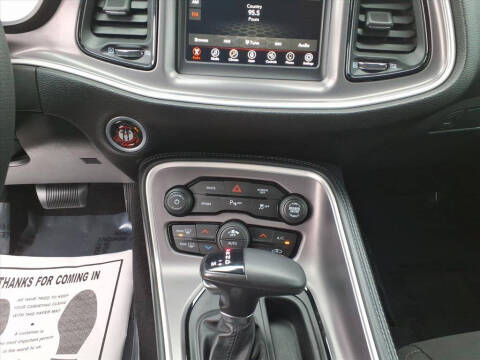 2022 Dodge Challenger SXT