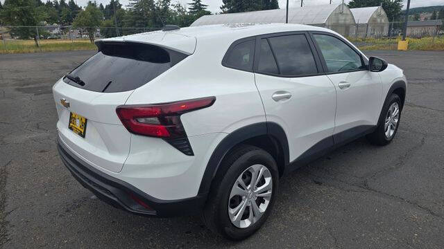 2024 Chevrolet Trax LS