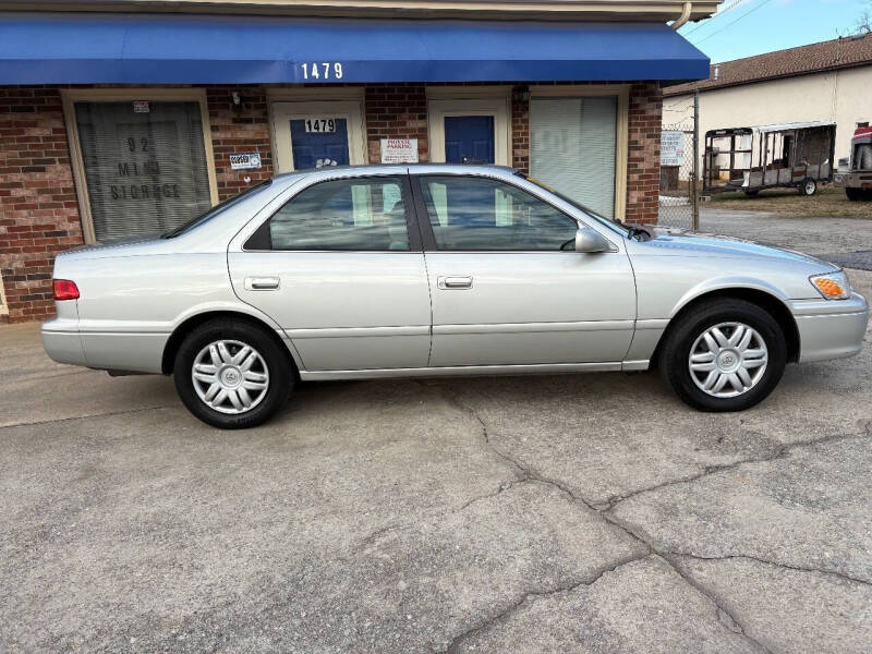 2001 Toyota Camry LE V6
