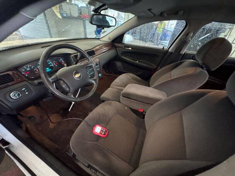 2011 Chevrolet Impala LT