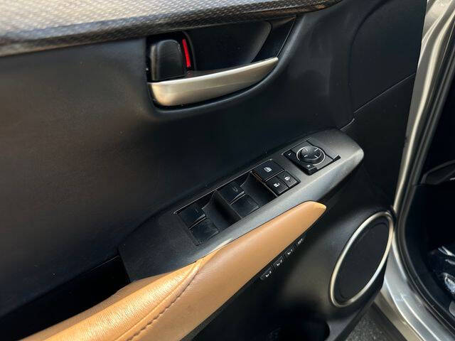 2017 Lexus NX 200t